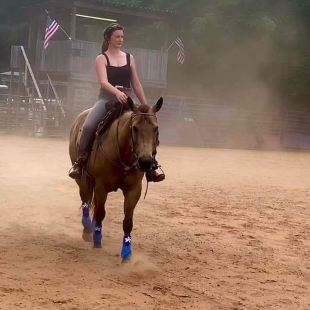 Meet your Posher, Ashlyn